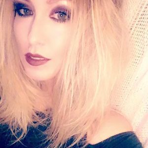 Meet your Posher, Becky